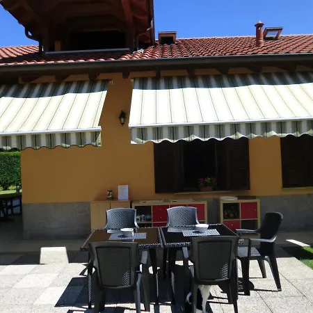 Casa Ulivo ベッド・アンド・ブレックファスト Bieno